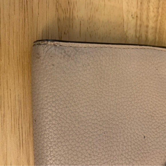 Michael Kors Cream Clutch Sleek Leather Double Zip Wristlet - Picture 7 of 9